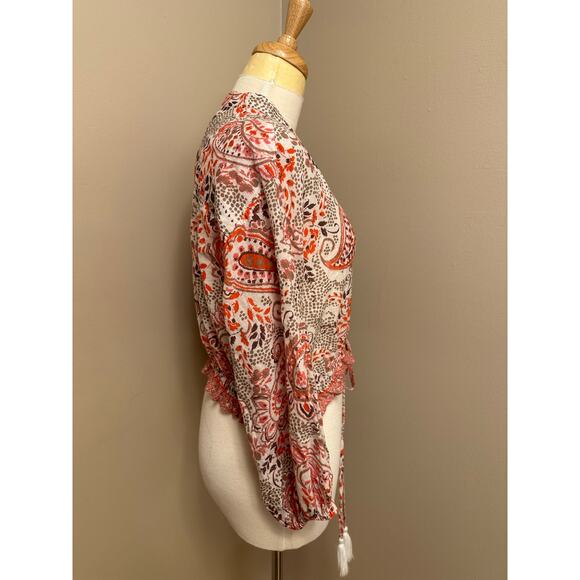 Cara Cara Perrin Top Cream/Orange Paisley Split Neck Cropped Hem Sz Small - Picture 4 of 8